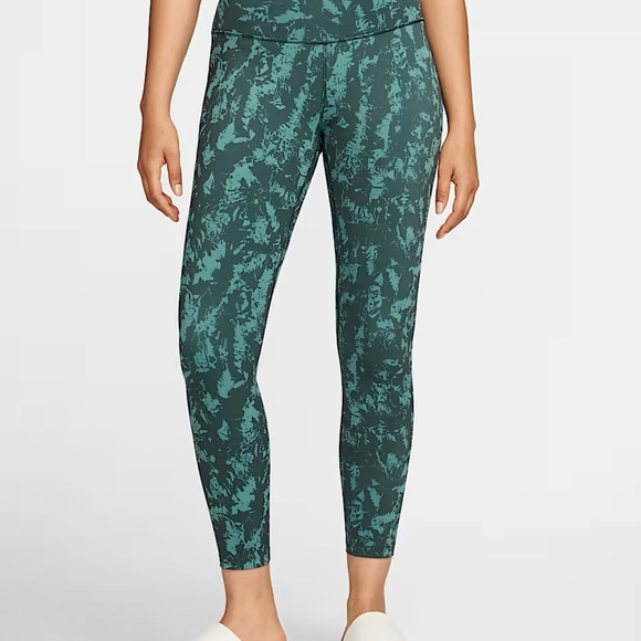 Nike Women's Teal Patterned Leggings - Picture 1 of 4